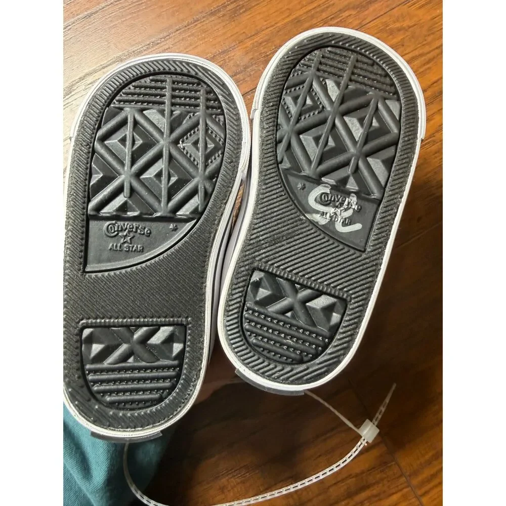 Converse #velcro left son